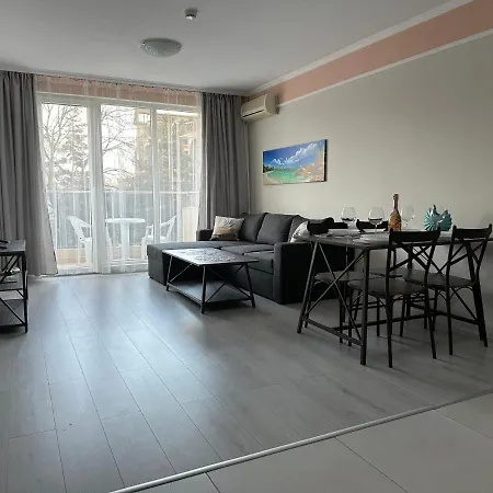 Apartment Sunny And Cosy In Admiral Plaza Sunny Beach