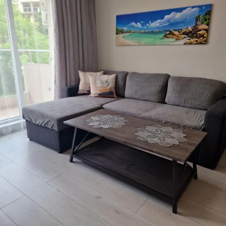 Apartment Sunny And Cosy In Admiral Plaza Sunny Beach